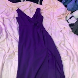 hoco/prom dress. long, down to ankles im 5,10 for reference.